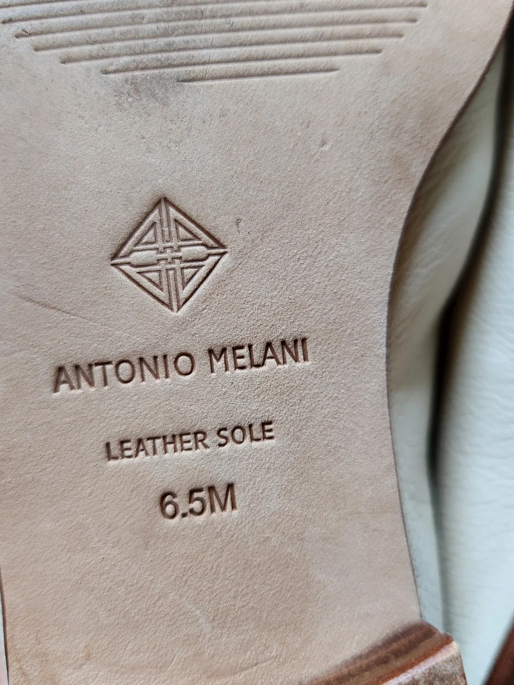 Antonio Melani Fedella Ivory Cream Leather Venetian Slip On Loafers Shoes 6.5